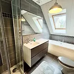 Lescalevintage- Balneo - Jardin - Proche Casa de hóspedes 3*