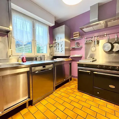 Apartment Lescalevintage- Balneo - Jardin - Proche