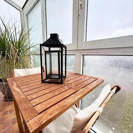 Apartment Lescalevintage- Balneo - Jardin - Proche Calais