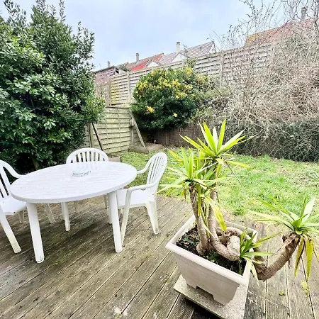 Penzion Lescalevintage- Balneo - Jardin - Proche